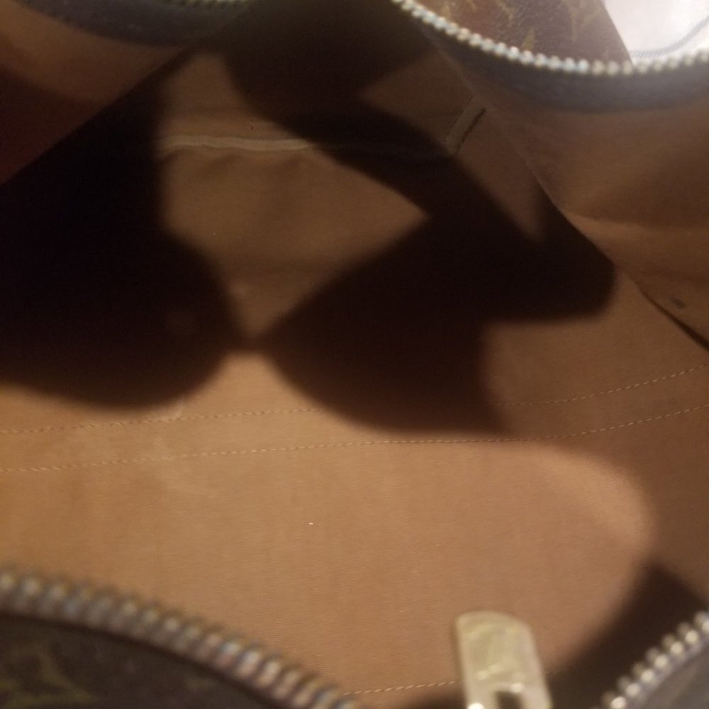 PRICE DROP! Louis Vuitton Monogram Keepall Bandouliere 45 - Picture 6 of 15